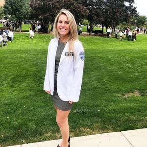 Meet your Posher, Savannah